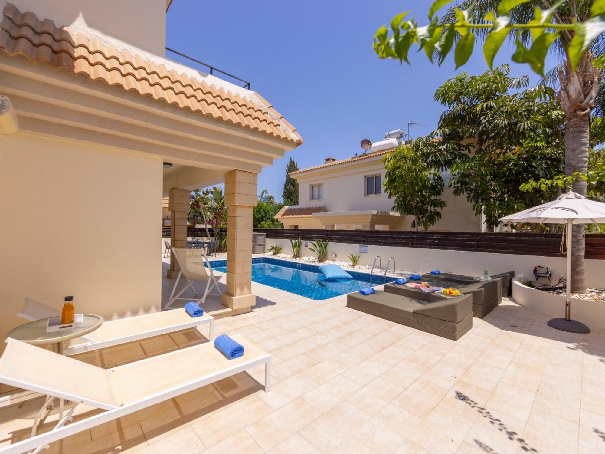 Villa Malama Paralimni Exterior photo