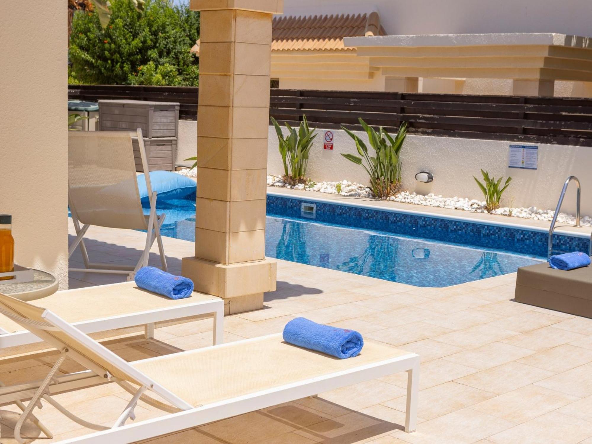 Villa Malama Paralimni Exterior photo