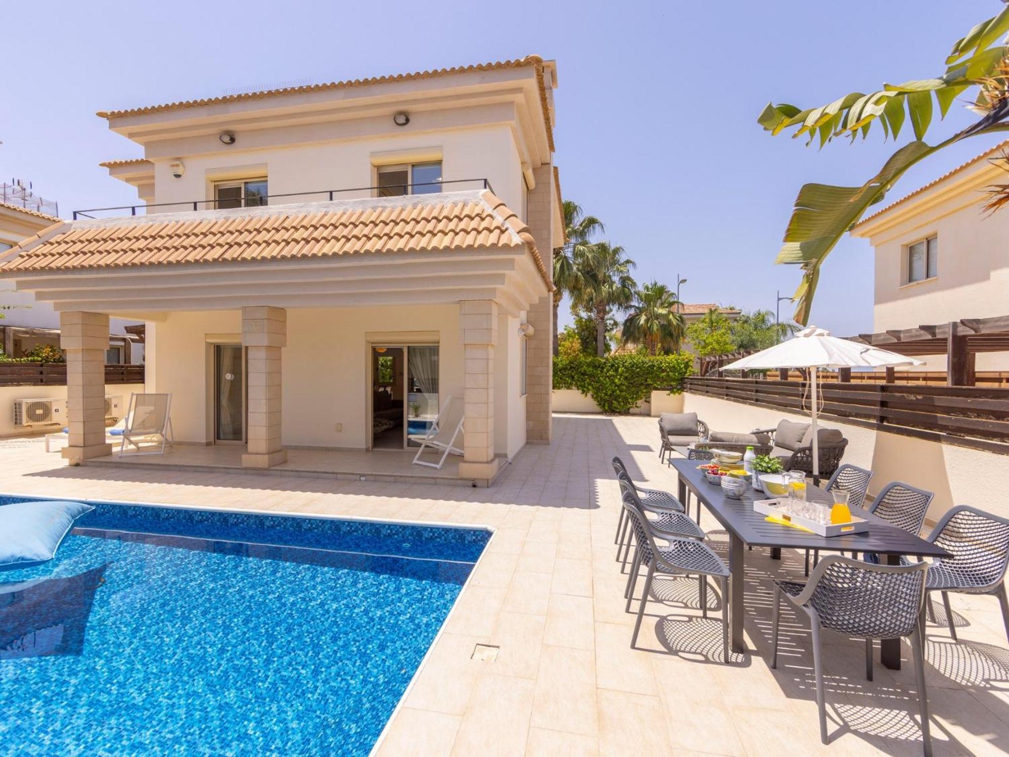 Villa Malama Paralimni Exterior photo