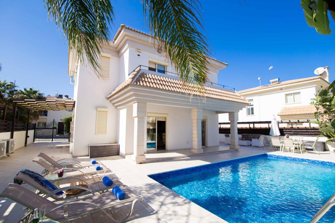 Villa Malama Paralimni Exterior photo