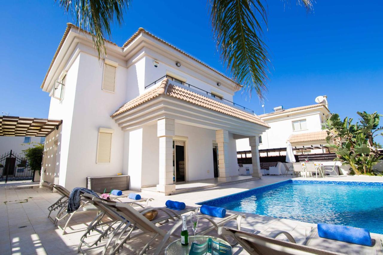 Villa Malama Paralimni Exterior photo